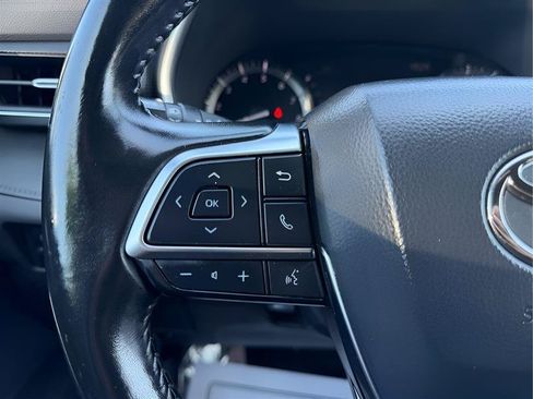 Used 2021 Toyota Highlander XSE FWD image 59
