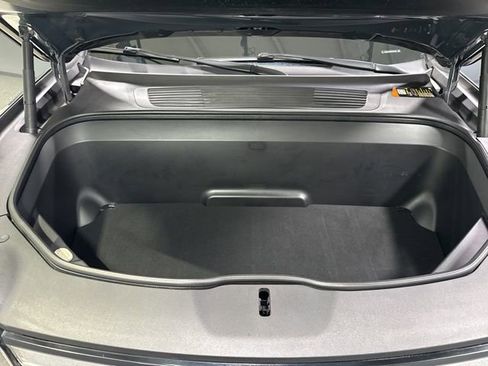 Used 2023 Rivian R1S Adventure image 11