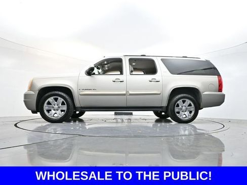 Used 2009 GMC Yukon XL SLT image 28