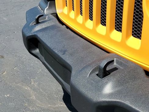 Used 2021 Jeep Wrangler Unlimited Sport AWD/4WD image 9