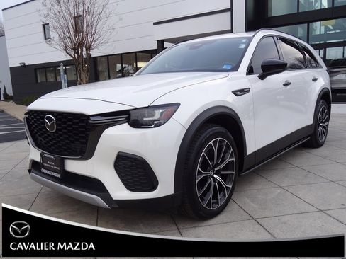 Certified 2025 MAZDA CX-70 Plug-In Hybrid w/ Premium Plus image 8