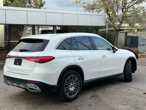 Used 2025 Mercedes-Benz GLC 300 image 5