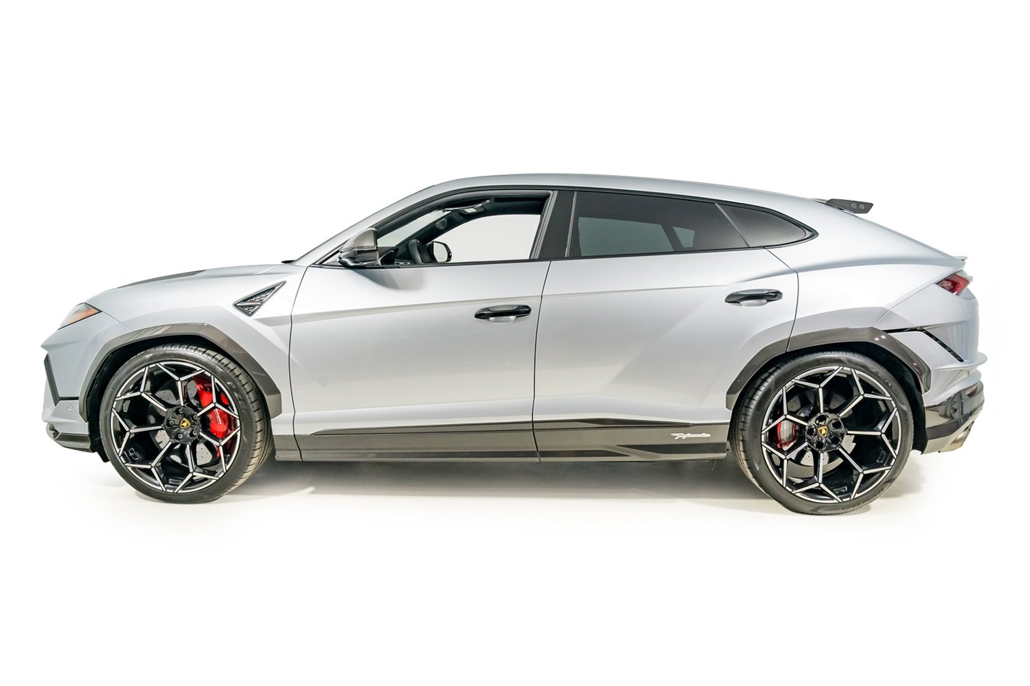 Used 2024 Lamborghini Urus Performante AWD/4WD image 3