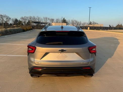 Used 2025 Chevrolet Trax ACTIV w/ Driver Confidence Package image 10