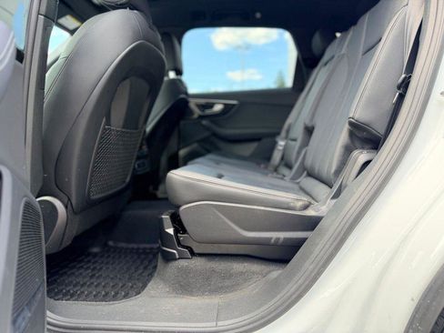 Certified 2025 Audi Q7 2.0T Premium Plus w/ Premium Plus Package AWD/4WD image 14