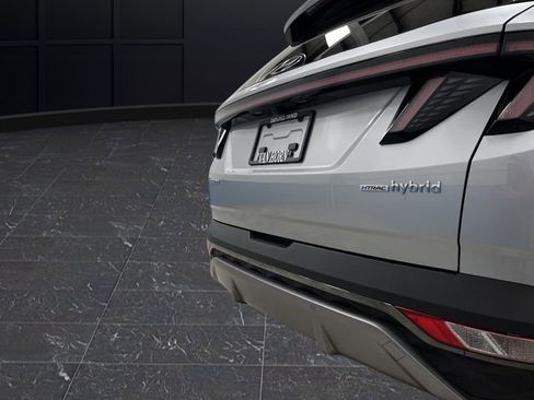 Used 2024 Hyundai Tucson Limited image 35