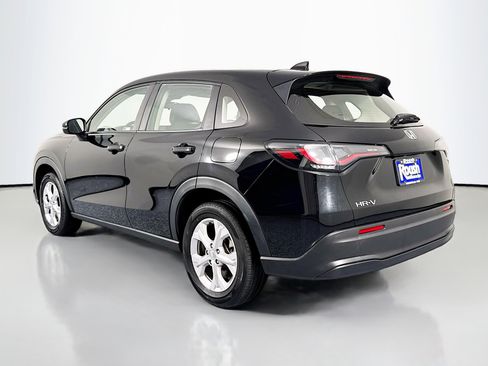 Certified 2023 Honda HR-V LX image 7