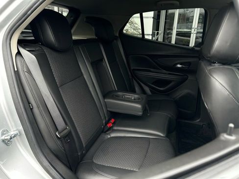 Used 2022 Buick Encore Preferred w/ Safety Package image 26