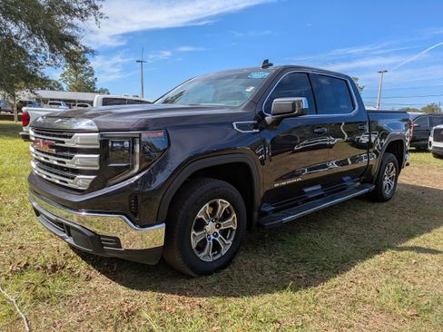 Used 2022 GMC Sierra 1500 SLE image 8