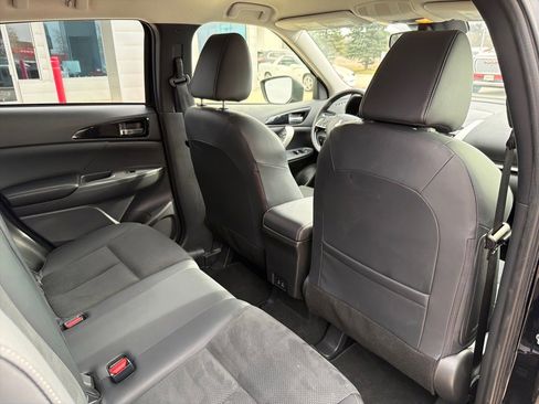 Used 2025 Mitsubishi Eclipse Cross SE image 19