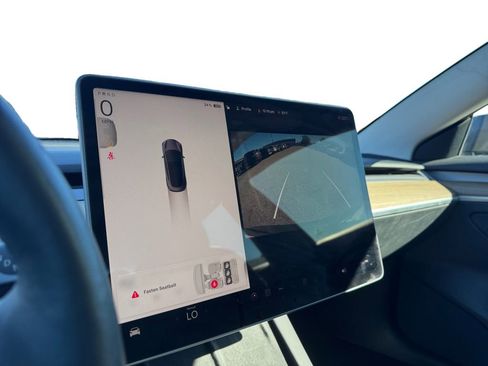 Used 2022 Tesla Model 3 image 14