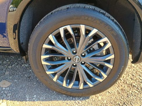 Used 2025 Nissan Rogue Platinum w/ Tech Package image 26