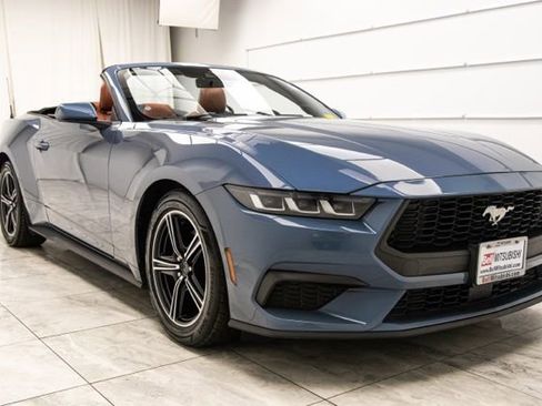 Used 2024 Ford Mustang Premium RWD image 4