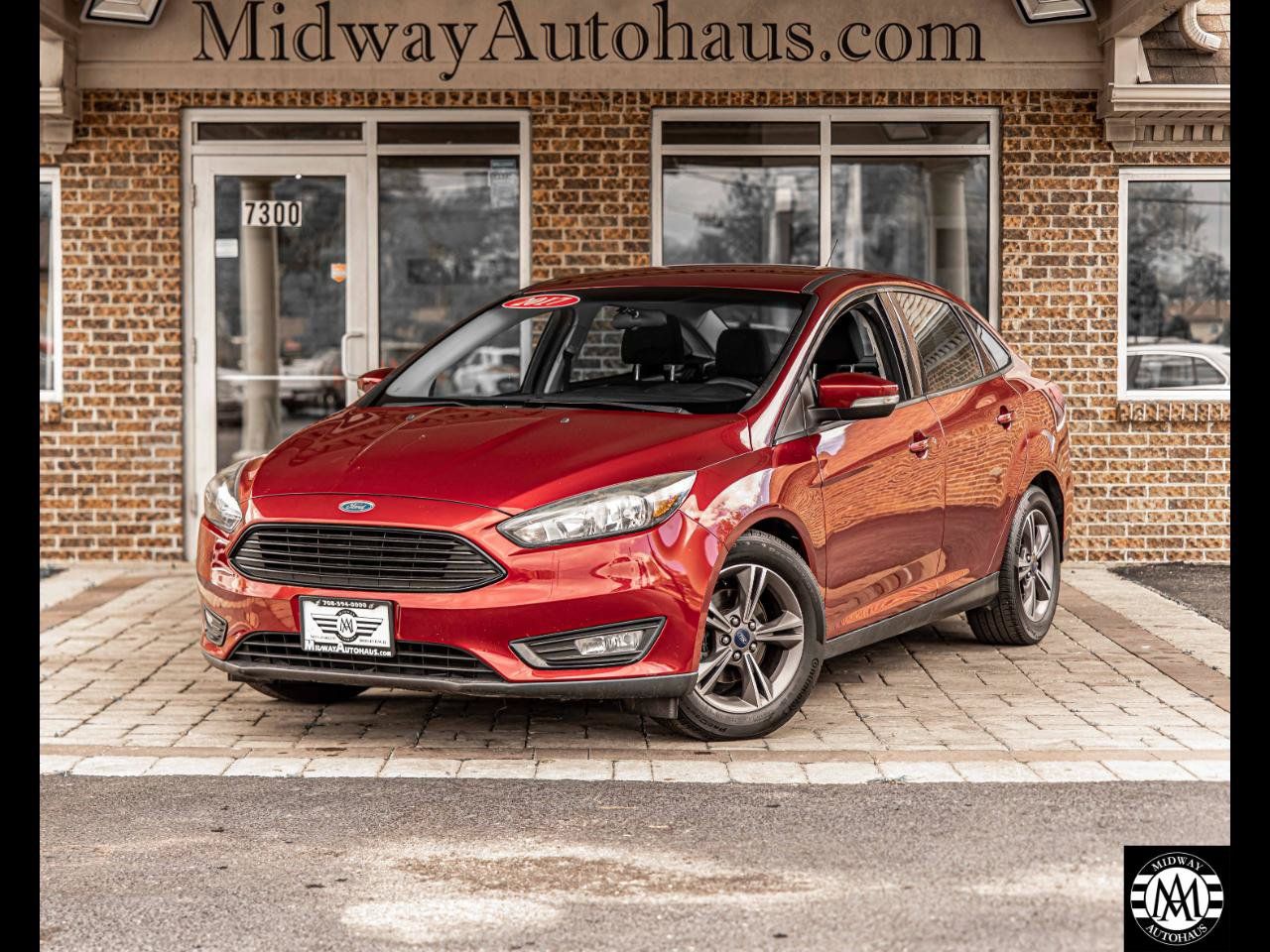 Used 2017 Ford Focus SE FWD image 1