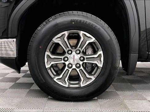 Used 2024 GMC Sierra 1500 Pro w/ Pro Value Package AWD/4WD image 10