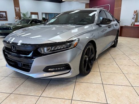 Used 2019 Honda Accord Sport image 1