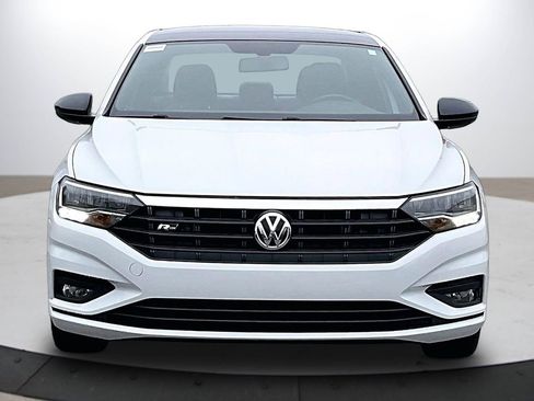 Used 2021 Volkswagen Jetta R-Line image 3