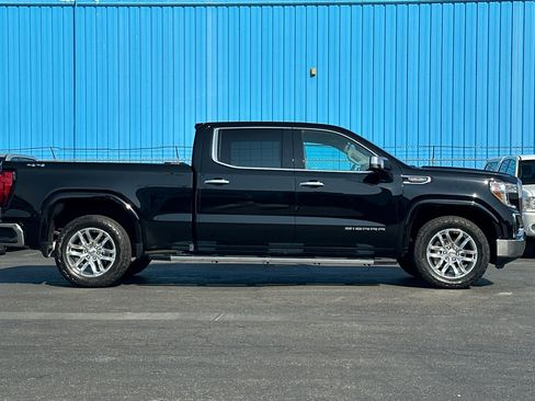 Used 2021 GMC Sierra 1500 SLT w/ SLT Premium Package image 3