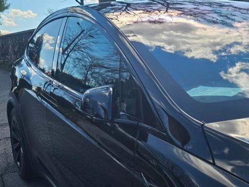 Used 2023 Tesla Model X Plaid image 20