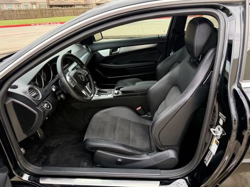 Used 2015 Mercedes-Benz C 250 Coupe image 11