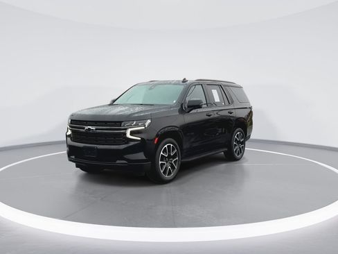 Used 2022 Chevrolet Tahoe RST w/ Luxury Package AWD/4WD image 4