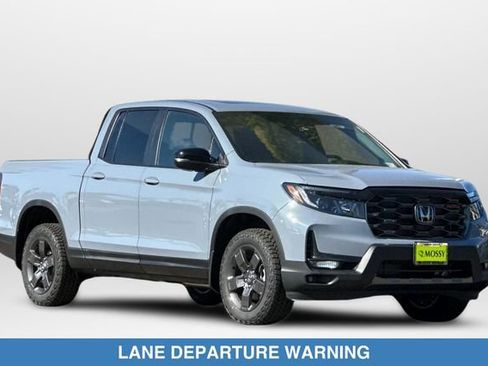 New 2026 Honda Ridgeline TrailSport image 2