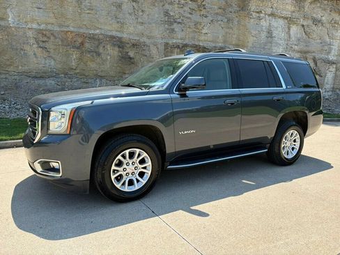Used 2020 GMC Yukon SLT w/ Open Road Package AWD/4WD image 9
