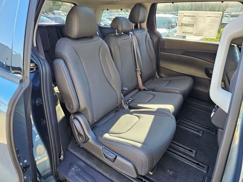 New 2026 Kia Carnival SX Prestige image 29