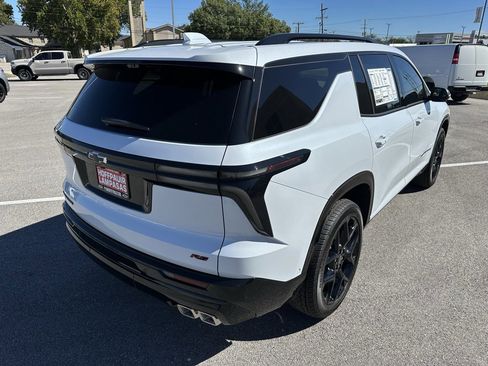 New 2026 Chevrolet Traverse RS image 5