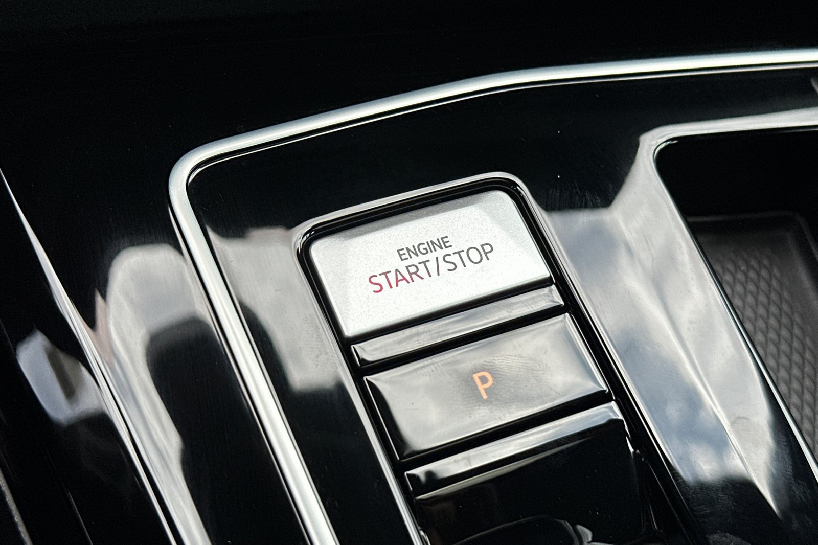 New 2026 Volkswagen GTI SE FWD image 21
