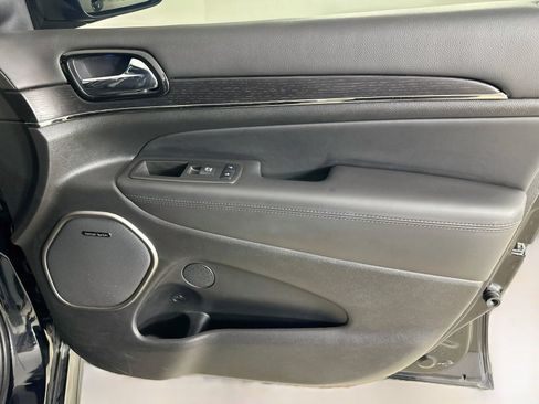 Used 2021 Jeep Grand Cherokee High Altitude AWD/4WD image 41
