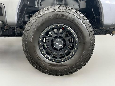 Used 2024 Ford F250 Limited w/ FX4 Off-Road Package image 30