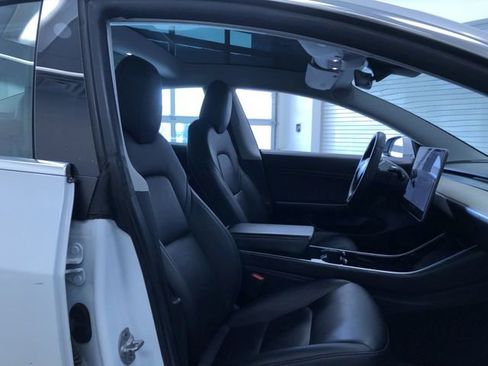 Used 2020 Tesla Model 3 Long Range image 21