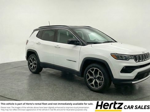 Used 2025 Jeep Compass Limited image 1