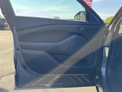 Used 2023 Ford Mustang Mach-E Select RWD image 12
