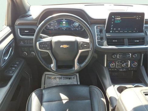 Used 2024 Chevrolet Tahoe Premier AWD/4WD image 20
