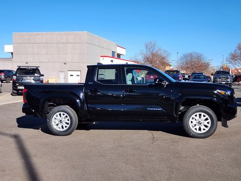 New 2026 Toyota Tacoma SR5 image 2