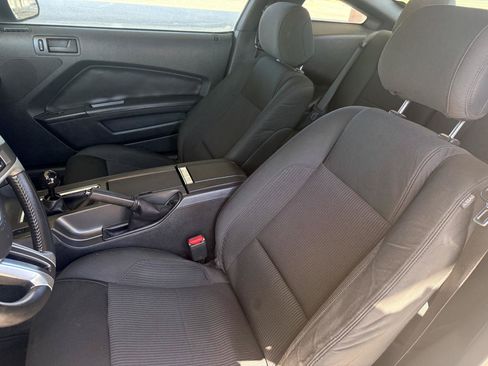 Used 2014 Ford Mustang Coupe RWD image 10