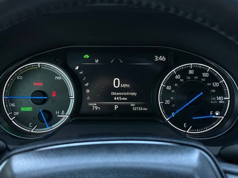 Used 2021 Toyota Venza XLE image 37