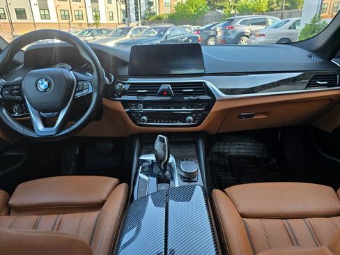 Used 2017 BMW 530i xDrive AWD/4WD image 16