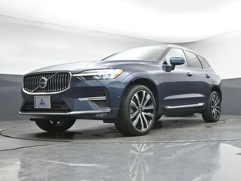 Used 2023 Volvo XC60 B6 Ultimate AWD/4WD image 12