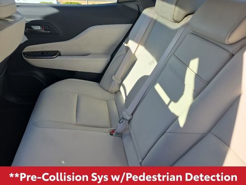 Used 2024 Toyota Crown Limited image 16