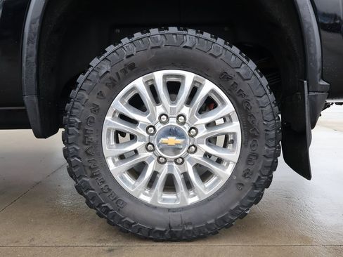 Used 2021 Chevrolet Silverado 3500 High Country w/ Safety Package II image 48