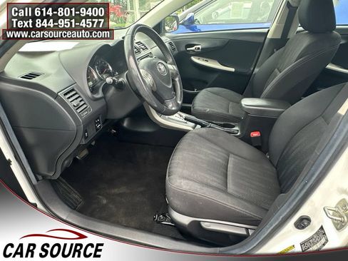 Used 2013 Toyota Corolla S w/ Premium Pkg FWD image 9