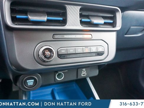 New 2025 Ford Maverick XLT image 9