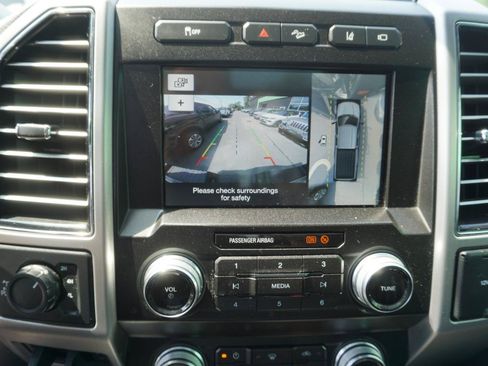 Used 2019 Ford F350 Platinum w/ Platinum Ultimate Package AWD/4WD image 22