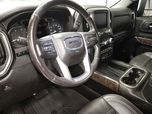 Used 2022 GMC Sierra 2500 Denali w/ Denali Ultimate Package AWD/4WD image 24