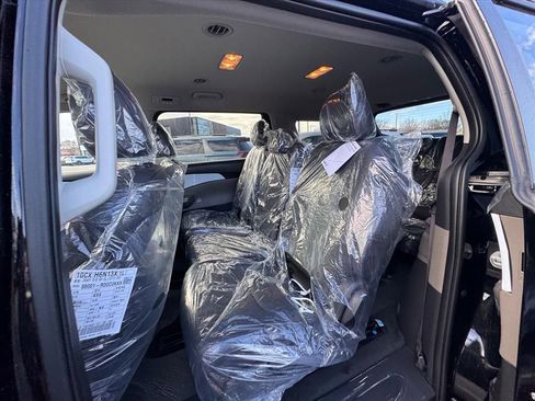 New 2026 Kia Carnival image 8