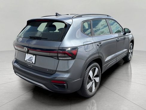 Used 2025 Volkswagen Taos S AWD/4WD image 7