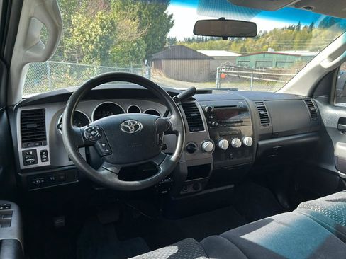 Used 2012 Toyota Tundra 4x4 Double Cab w/ Tow Pkg image 13